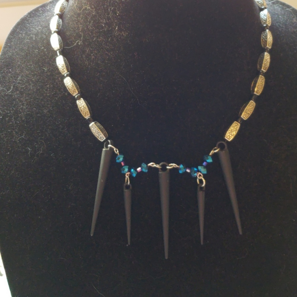 Spunky spike necklace with crystals